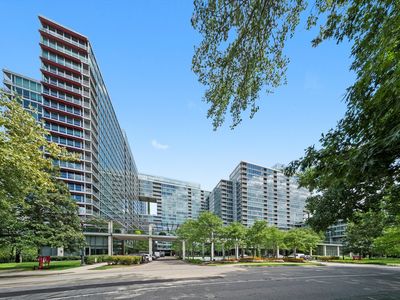 9725 Woods Dr Unit 309