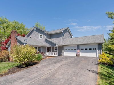 6623 Aaron Ln
