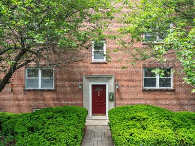 19 Alton Ct APT 1