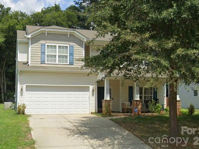 697 Yvonne Dr SW