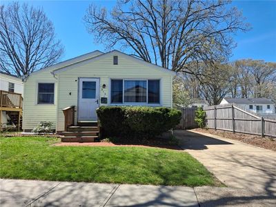315 Grosvenor Ave