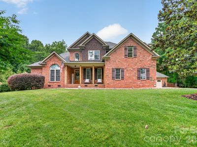 4618 Water Oak Dr