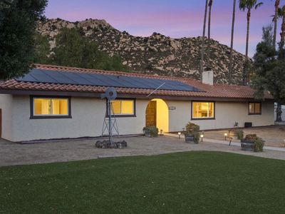24928 Via Lopez Ct