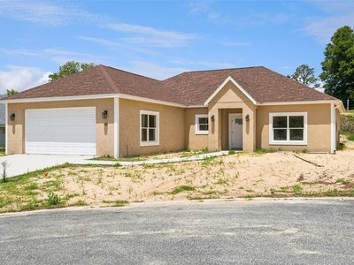 95 Fairway Cir