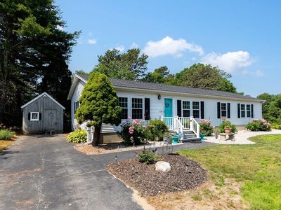 33 Headlands Dr