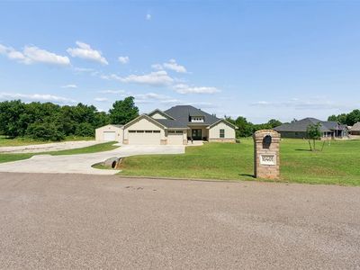 10401 Dove Ct