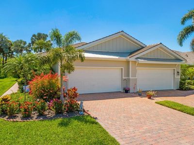 14867 Edgewater Cir