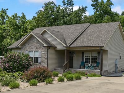 390 Marys Ln