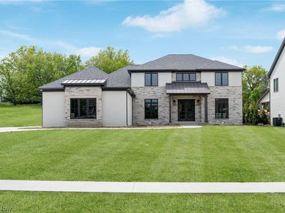 526 Sawgrass Dr