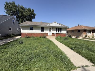 3631 S 82nd STREET