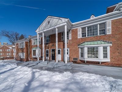 172 Lawrence Park Terrace #0