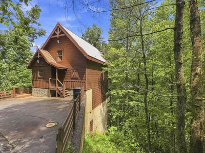 2416 Balsam Cir