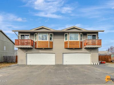 2415/2417 Galatea Dr