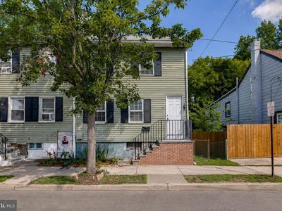 77 Mary St