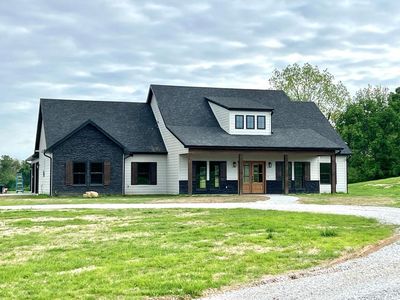 19045 Lewis And Clark Dr