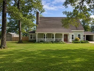 Property at 1251 Oak Pl, Ashdown, AR