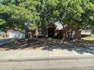 5 Muirfield Ln