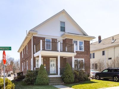 79 Trowbridge St #1