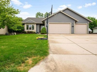 203 Jenna COURT