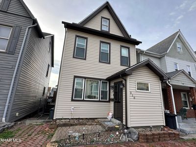 210 Crawford Ave