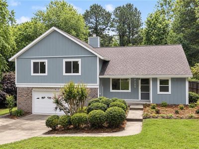 1235 Fairfield Dr
