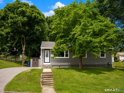 41 Lauter Avenue