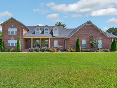 100 Whites Point Dr