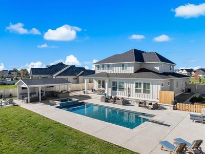 6113 W Redland Dr