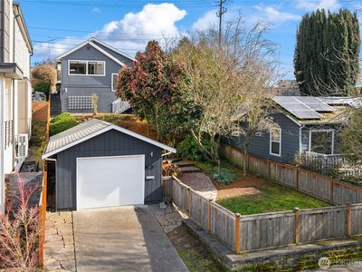 4432 40th Avenue SW