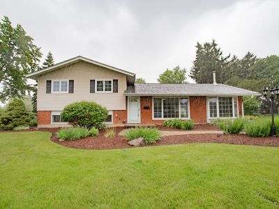 525 Briarcliff Ln