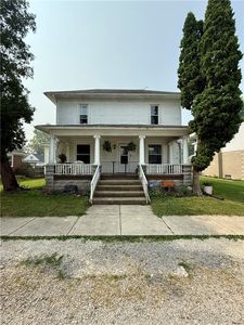 75 1st St