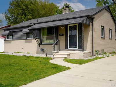 5367 E Thirteen Mile Rd