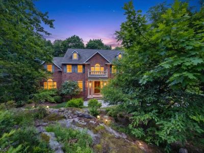 Property at 11 King Alex Ct, Sparta, NJ