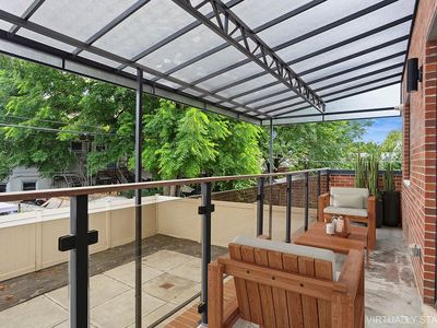 1433 E 52nd St #2B