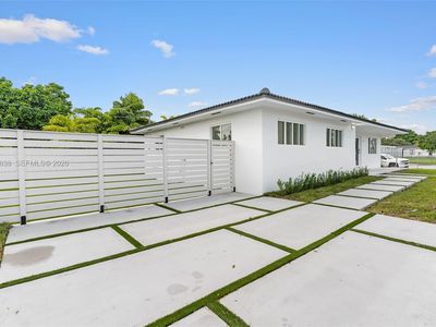 3900 SW 67th Ave