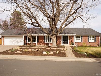 3931 S Hillcrest Drive