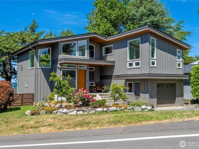 10650 Cornell Avenue S