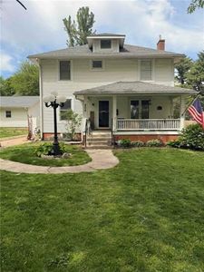 806 Elm St