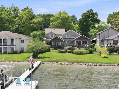 1322 Country Club Ter