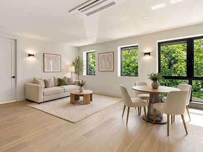 17 Dodworth St #2A