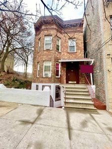 1629 Taylor Avenue