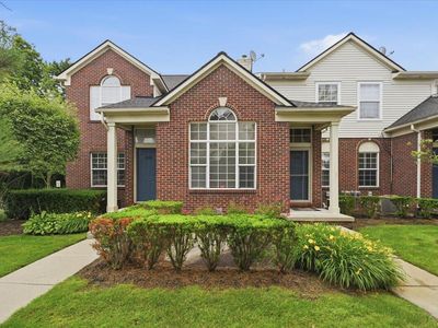 18101 Adri Cir