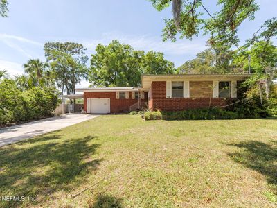 720 BORDEAU Avenue W