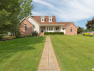 1800 Wren Dr