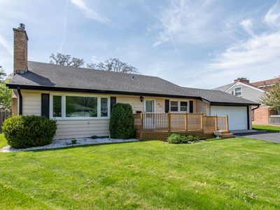Property at 812 Geddes Ct, Winthrop Harbor, IL