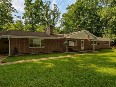 2 Kingsbury Dr