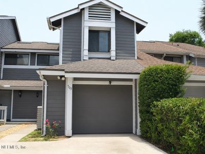 507 LAKE BRIDGE Drive