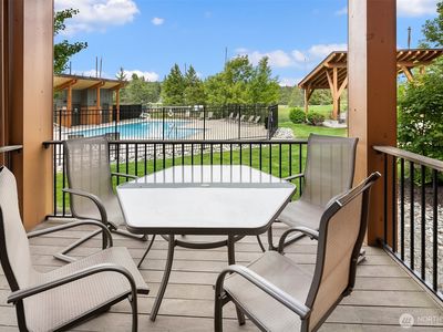 3770 Suncadia Trail #100