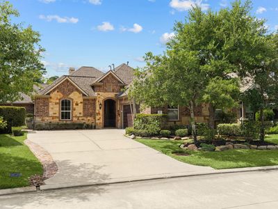 43 Overland Heath Dr