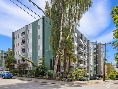 705 E Republican Street #102